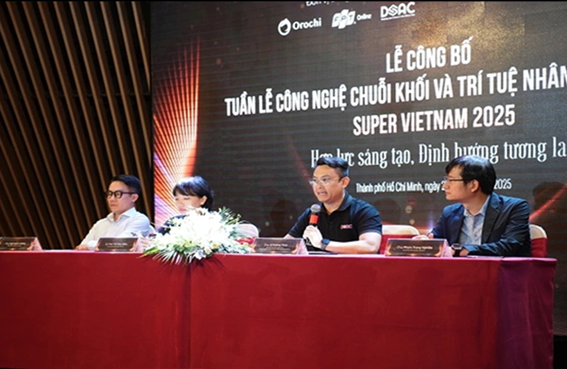 Vietnam Blockchain Technology and Artificial Intelligence Week 2025 held in Da Nang